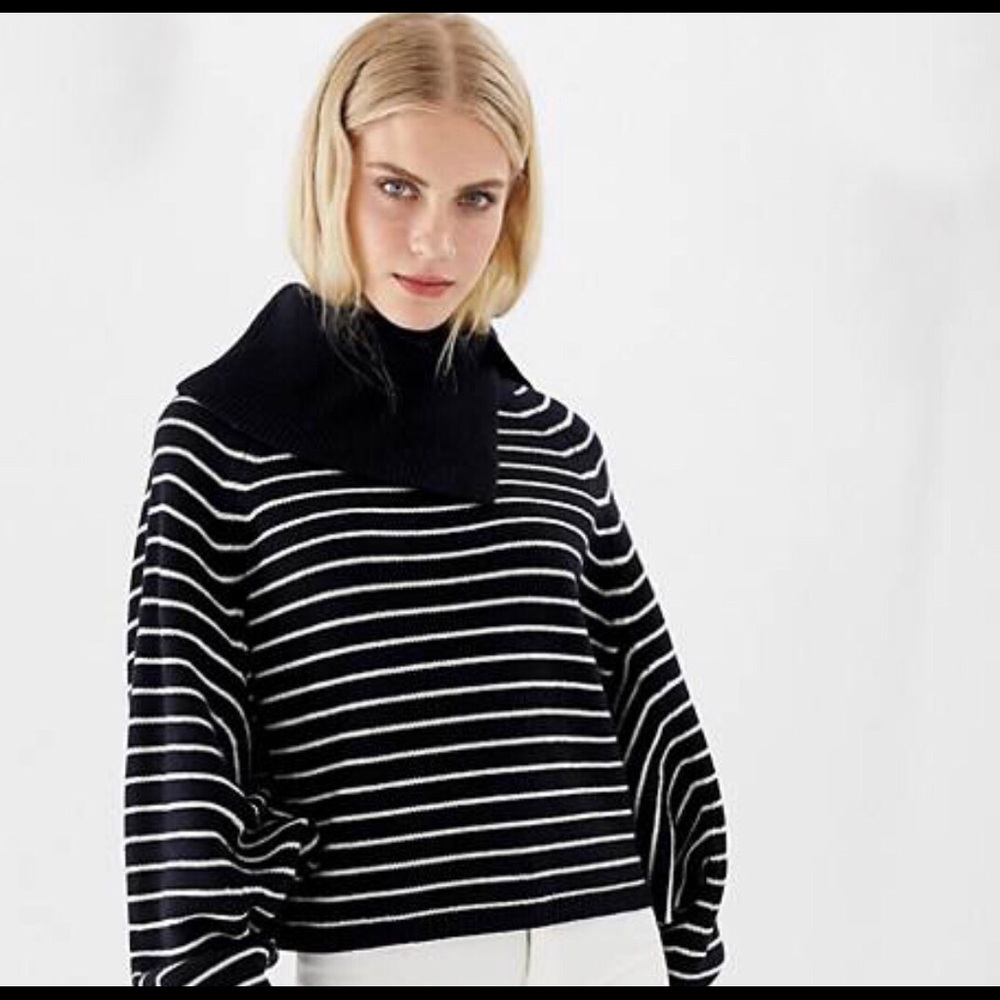 AllSaints Navy & White Maddie Cropped Sweater Sz S